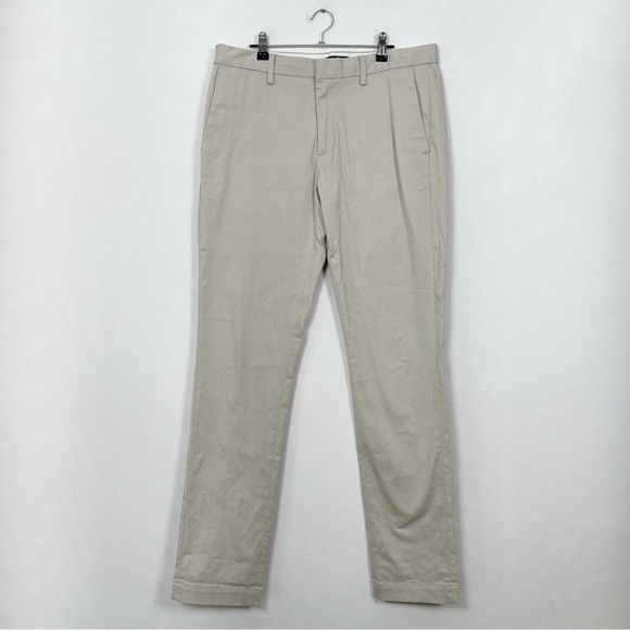 Banana Republic Men's Bistro Beige Fulton Skinny Fit Chinos Size 33X34 - Picture 11 of 12